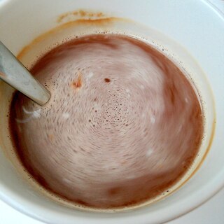 キャラメルチョコレート風味の甘いコーヒー
